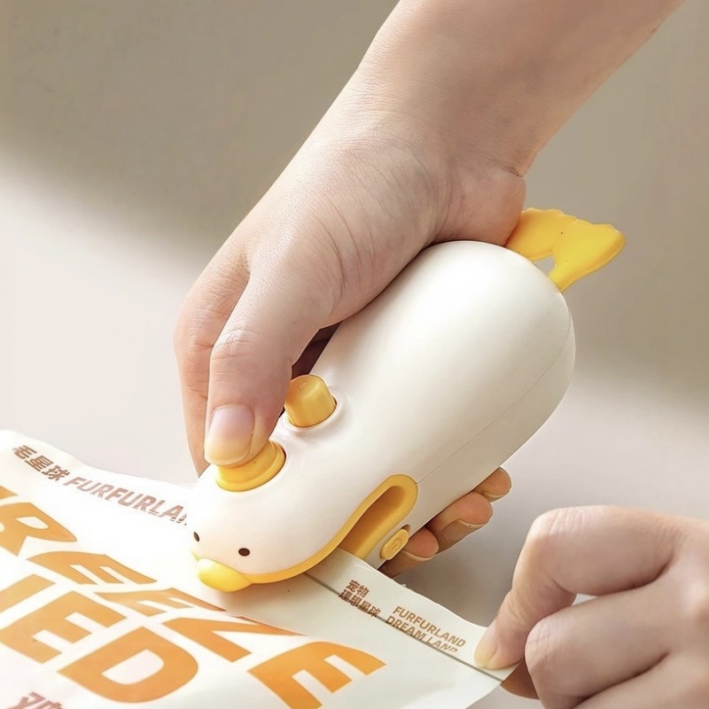 Food Snacks In Usa - Cute Duck Rechargeable Handheld Sealer, ABS